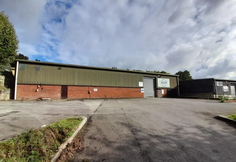 Prime industrial unit in Whitchurch, Hampshire acquired by private investor – 13,019 sq ft property now available to let